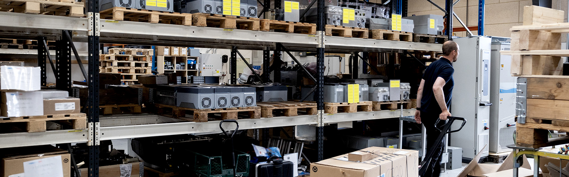 Køb din Danfoss frekvensomformer og COMSYS filter hos os. Nyt eller refurbished. Vi sikrer den rette service og levering til tiden.